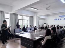 william威廉中文官网举行2025级研究生导师见面会暨研究生新生入学教育大会